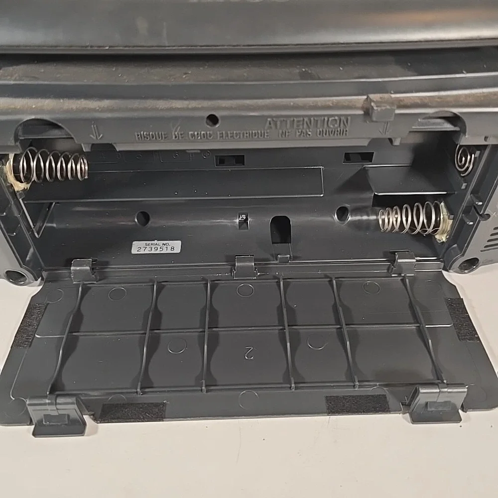 Sony CFS-200 AM/FM Stereo 2‎ Way Speaker Radio & Cassette Cassette Doesn't Work